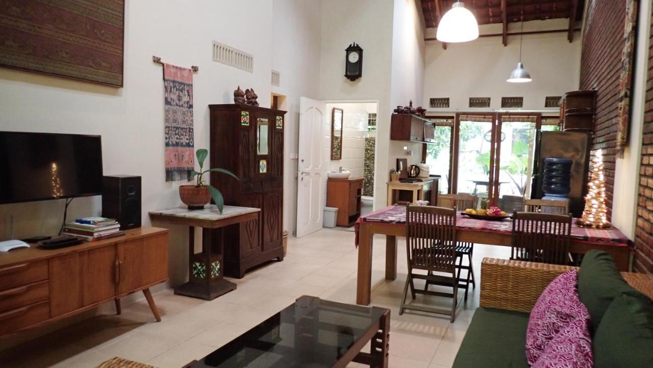Pondok Pakuan Bogor Bagian luar foto