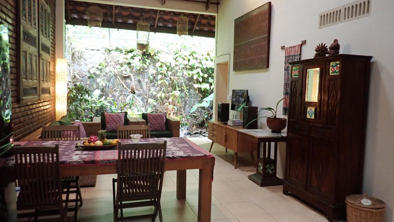 Pondok Pakuan Bogor Bagian luar foto